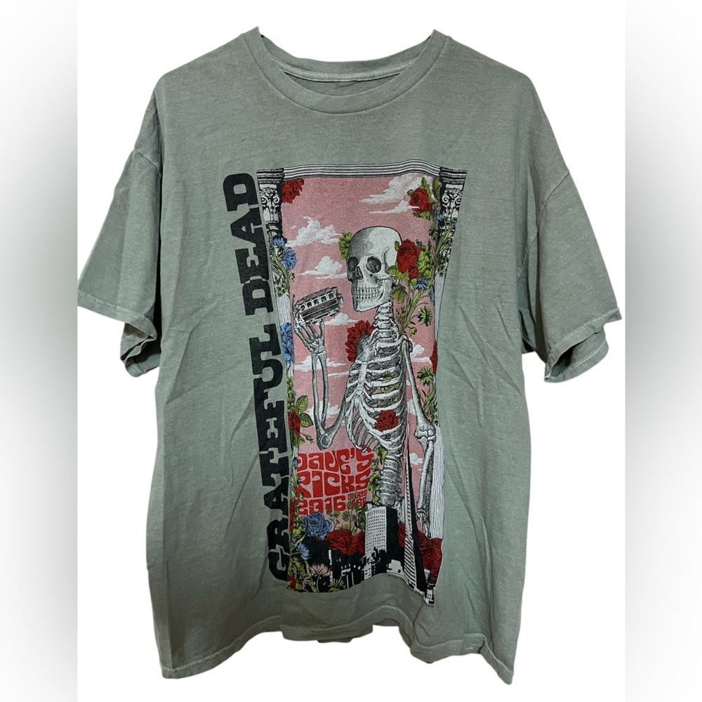 Grateful Dead Gray Graphic T-Shirt